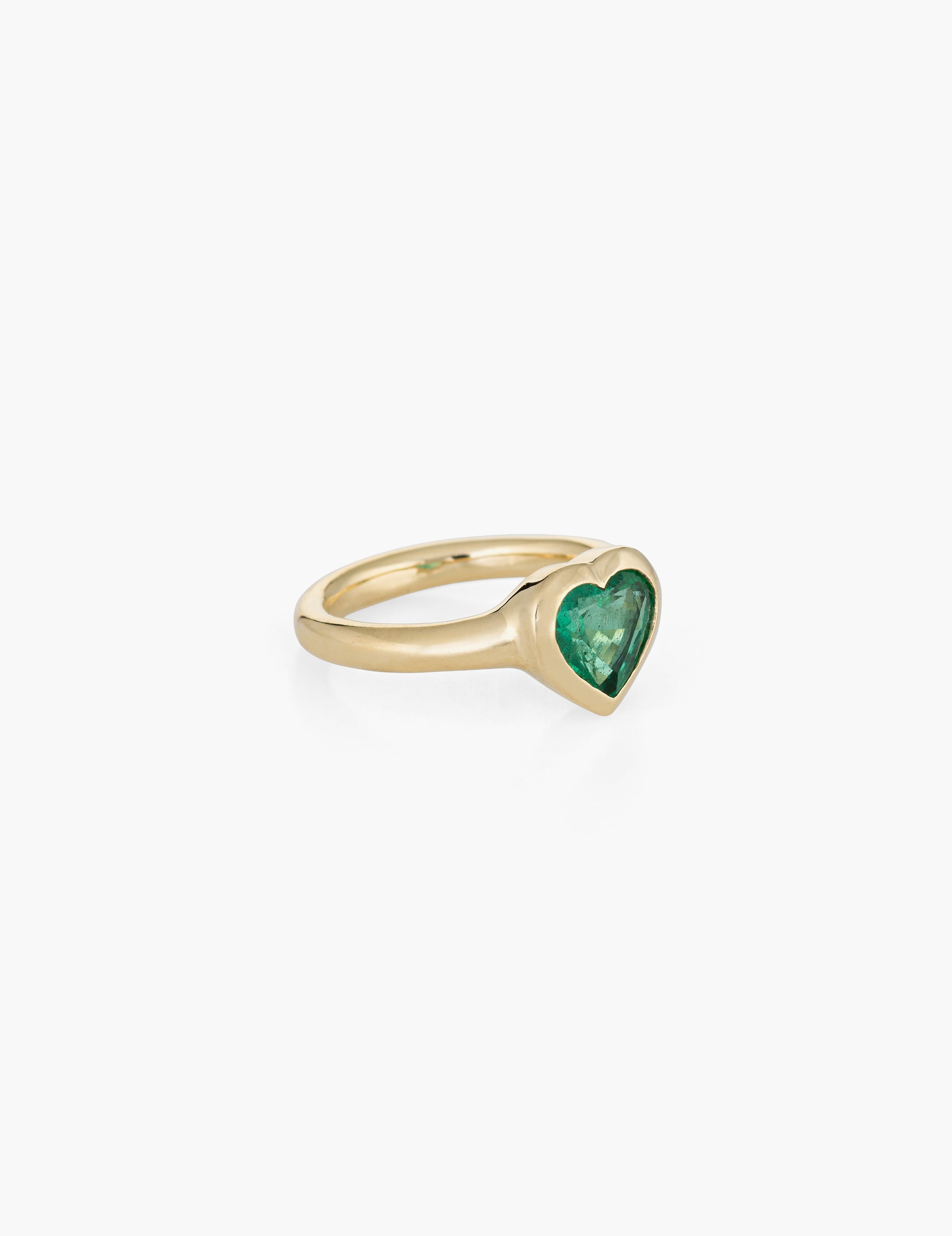 Large emerald heart ring